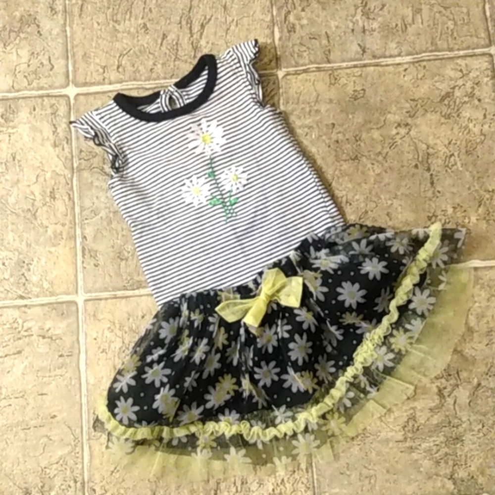 Daisy print 2-pc dress outfit - Size 0-3m